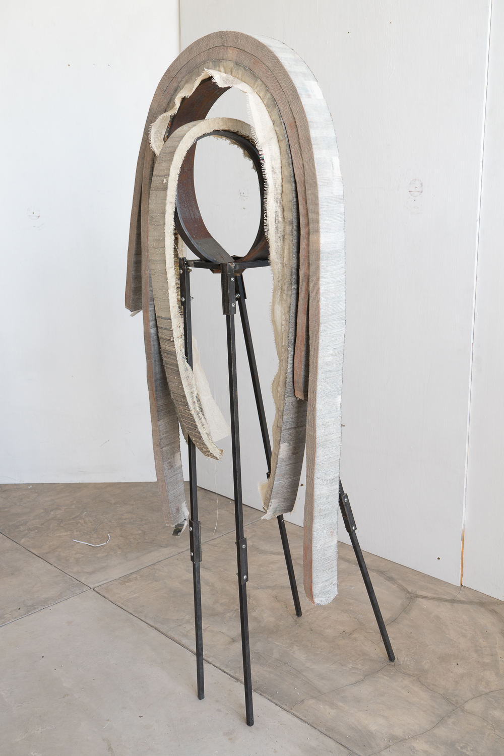 Kate_Hunt_Newspaper_Art_Elephant_2898