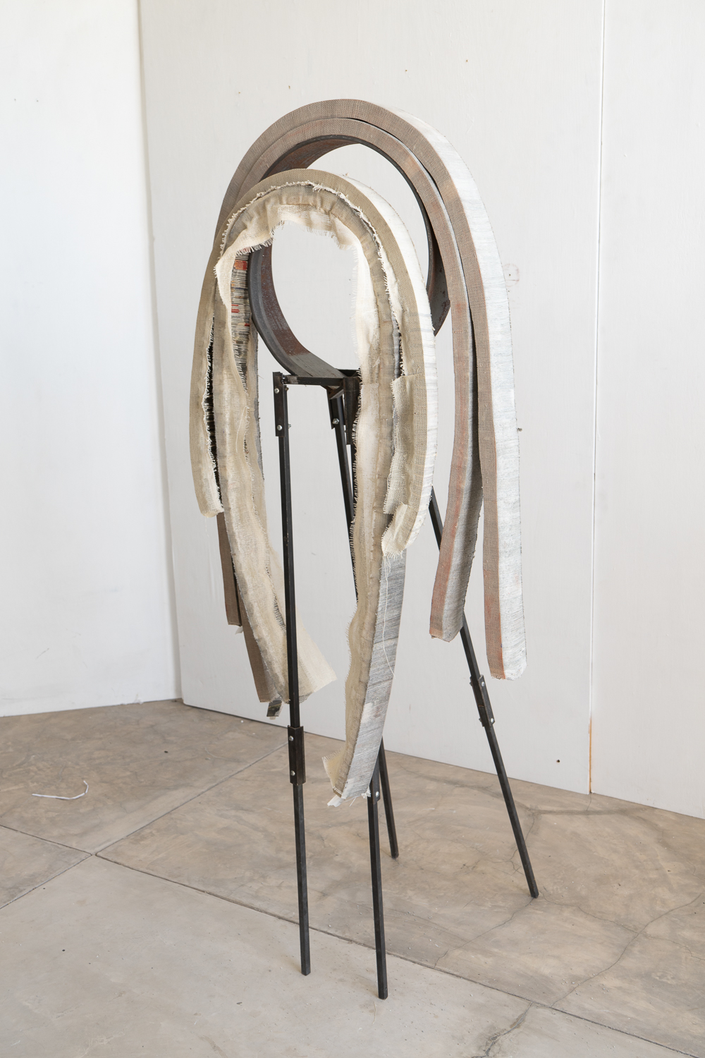 Kate_Hunt_Newspaper_Art_Elephant_2903